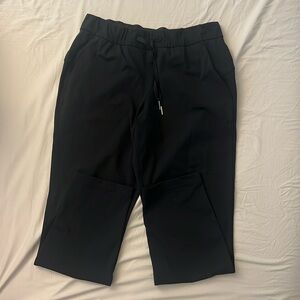 Lululemon joggers size 6